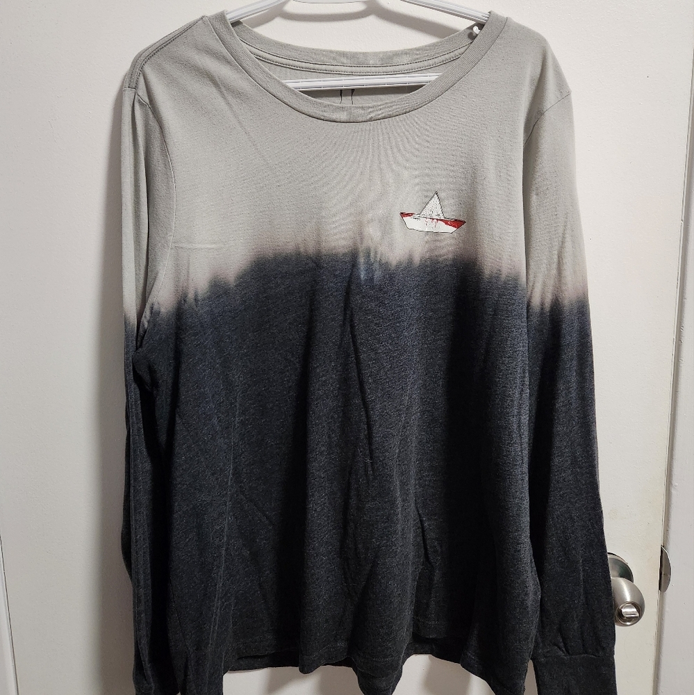 IT horror long sleeve graphic tee
